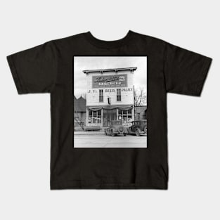 Beer Palace Tavern, 1940. Vintage Photo Kids T-Shirt